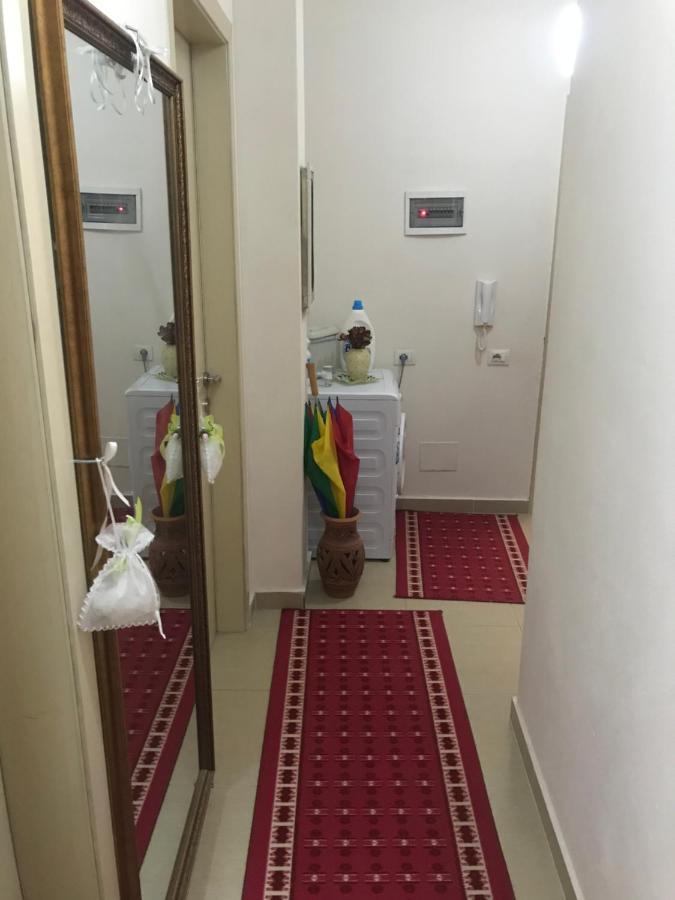 Silver Apartament Korce Buitenkant foto