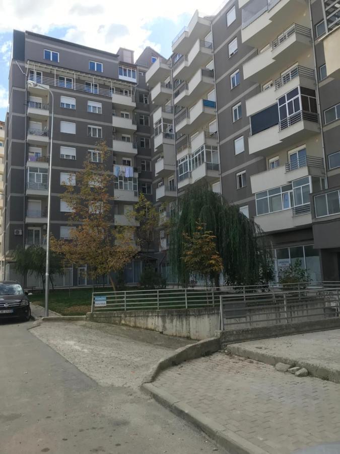 Silver Apartament Korce Buitenkant foto