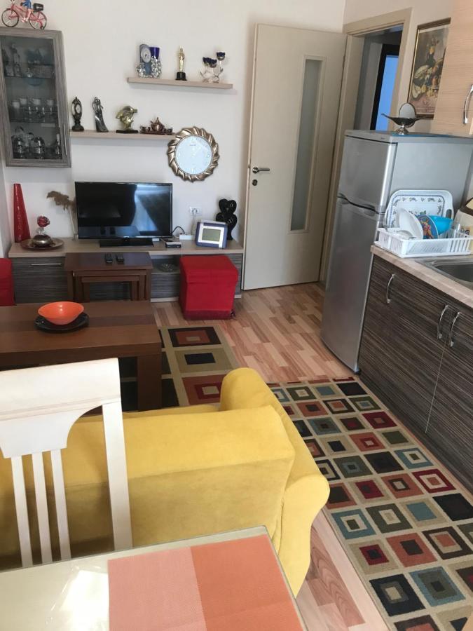 Silver Apartament Korce Buitenkant foto