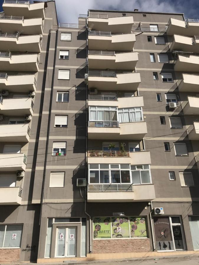 Silver Apartament Korce Buitenkant foto